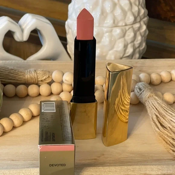 HOURGLASS Vanish Blush Stick In Devoted (Dusty Rose) - Picture 11 of 15